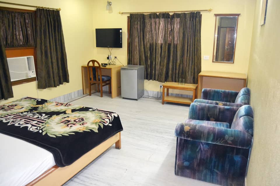Exterior Room